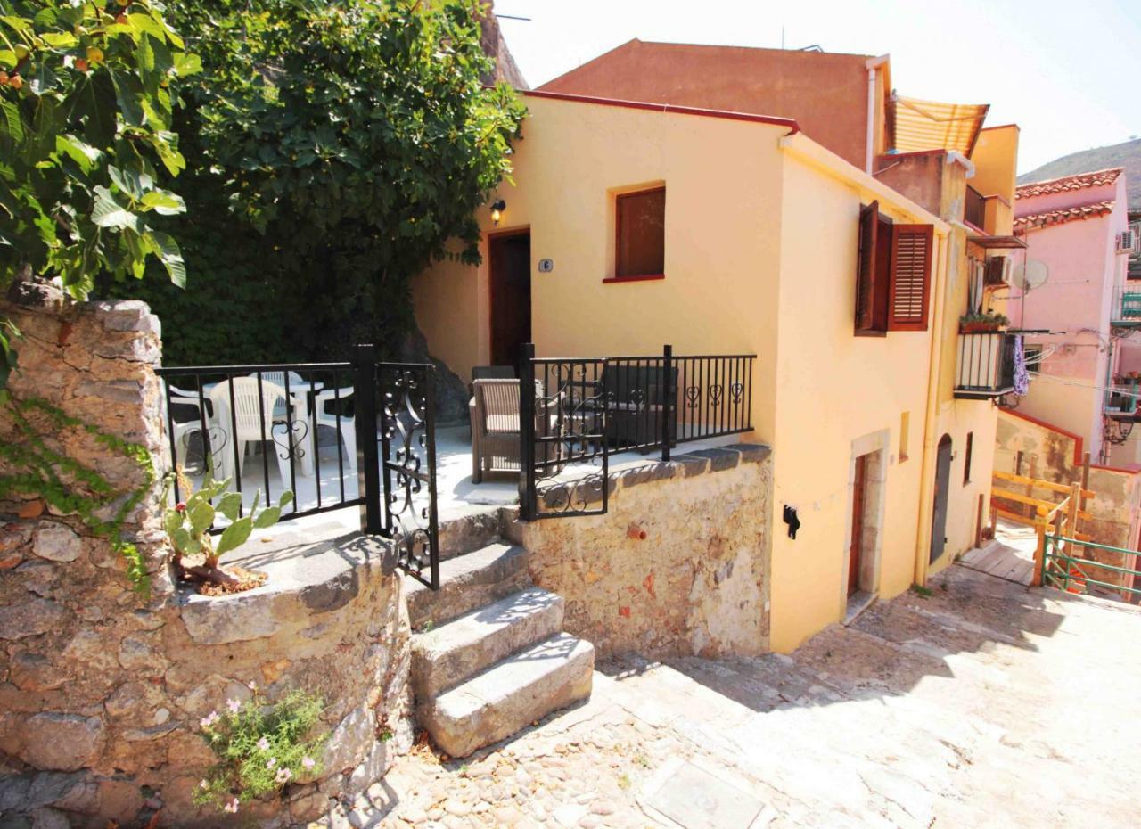 Terrazza La Rocca By Wonderful Italy Apartment Чефалу Екстериор снимка